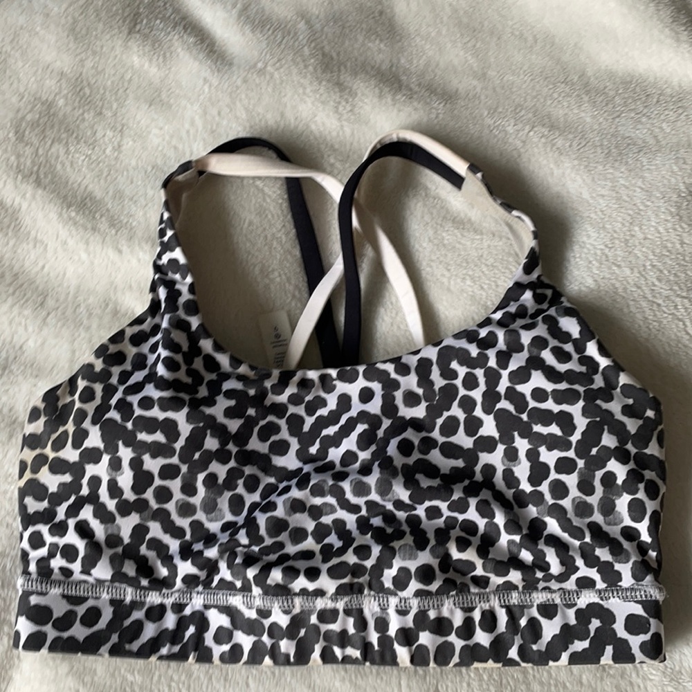 Lululemon Black and White Energy Bra Size 6